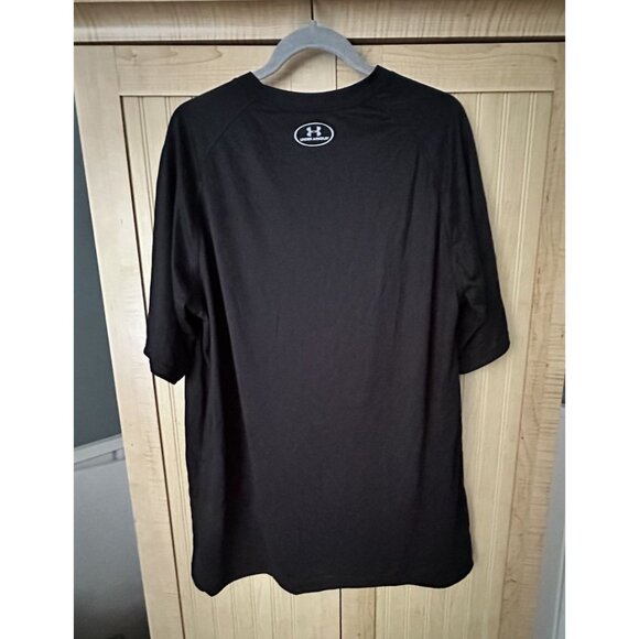 Men's Iowa Hawkeyes Football Size XL Under Armour Loose T-Shirt Tee U of Iowa - Picture 3 of 4